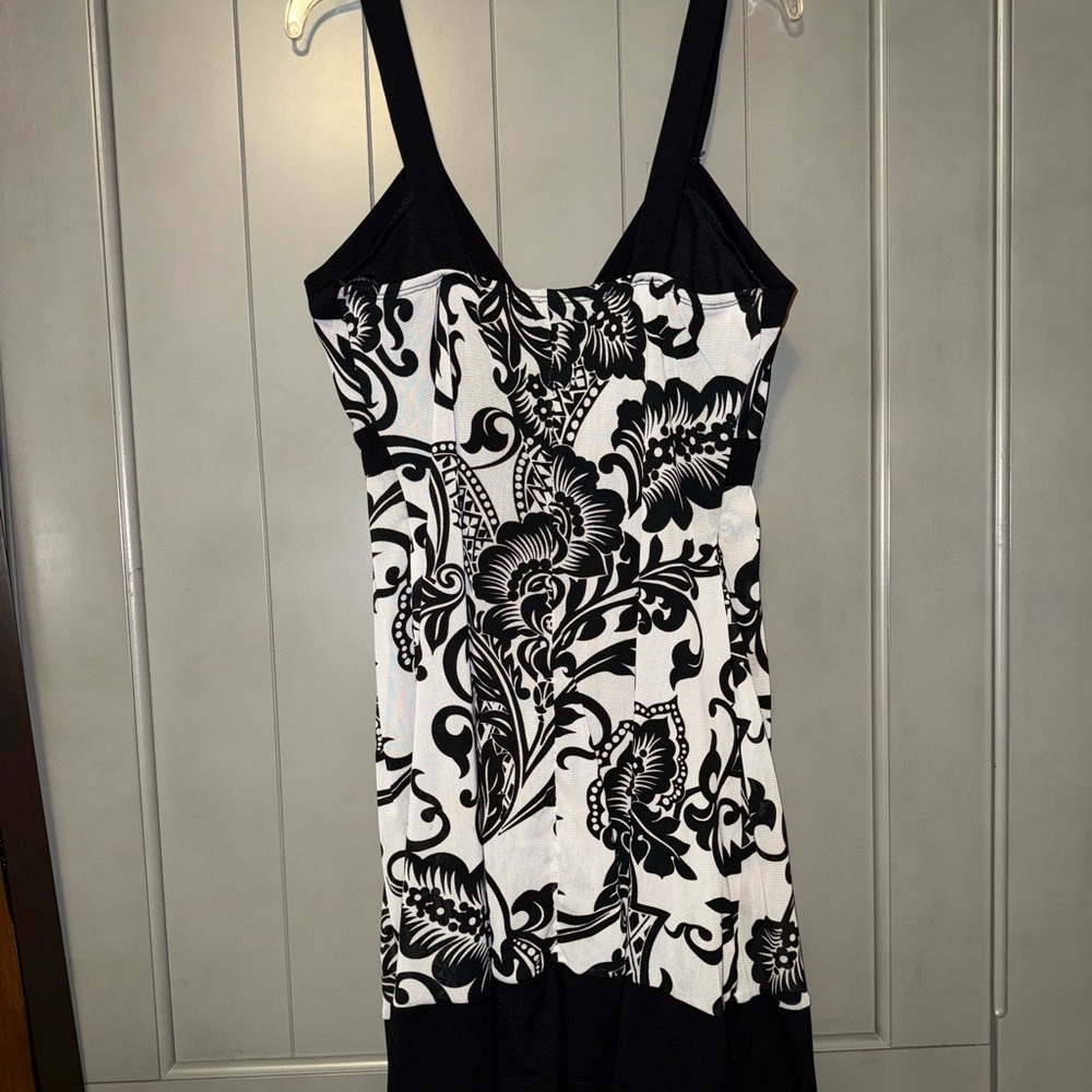 Wet Seal Black Textured Fabric